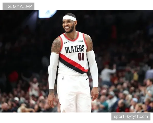 乔恩·琼斯最新晒图，客厅像艺术展、车钥匙堆成山，我这月光族瞬间绝望