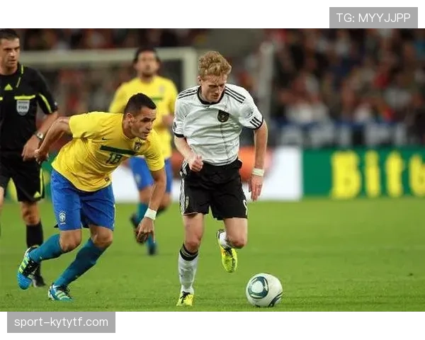 奥斯卡中场组织能力解析：调度效率与进攻串联的稳定性分析